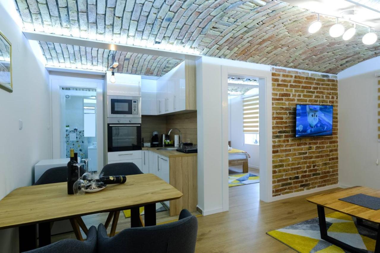 All Seasons Apartments Sarajevo With Free Parking Екстериор снимка